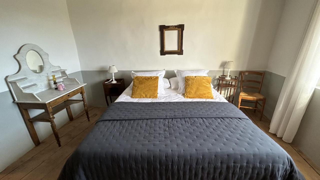 Le Petit Eden Bed & Breakfast Сан-Контан-ла-Потри Екстериор снимка