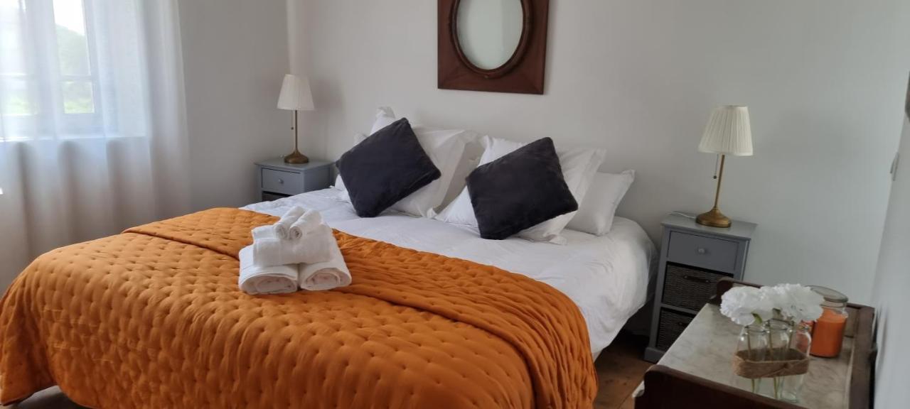 Le Petit Eden Bed & Breakfast Сан-Контан-ла-Потри Екстериор снимка